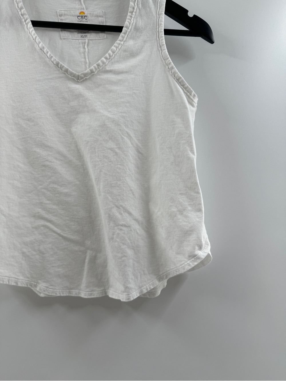 C&C California White V-Neck Tank Top – Women's XS 100% Cotton - Picture 3 of 7